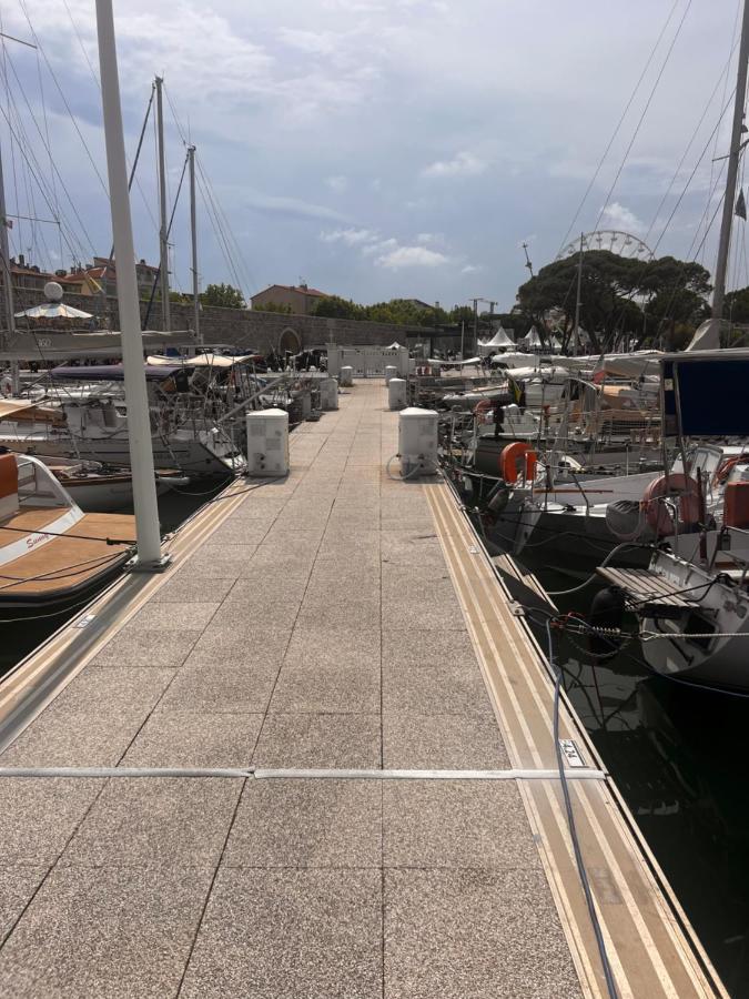 Location Antibes Exteriör bild